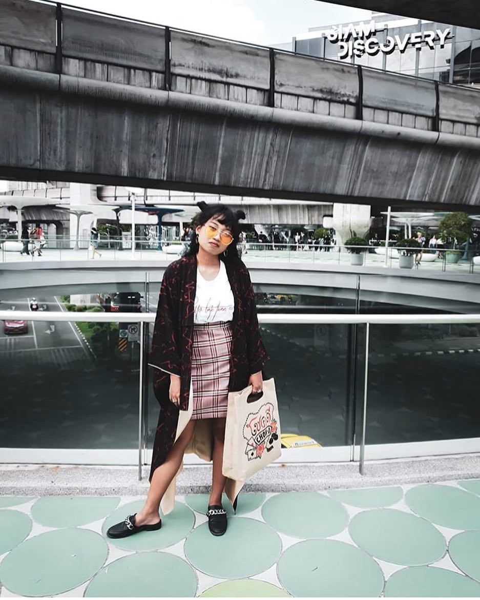 Customer wearing Sumo Vintage